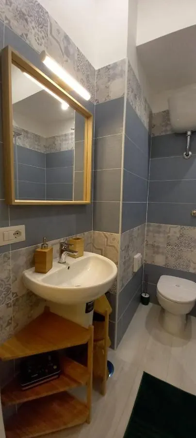 Gelso Home Nápoly 0*,